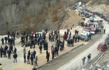 Срби блокирају постављање границе према КиМ (видео)