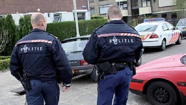 Холандска полиција претукла руског дипломату