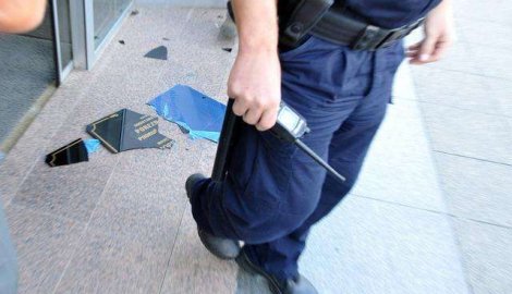 Вуковар: Претње смрћу полицајцу који је штитио двојезичну таблу
