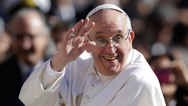 ЈЕЗУИТСКЕ БАЈКЕ: Папа се уочи Божића „спријатељио са мишем“