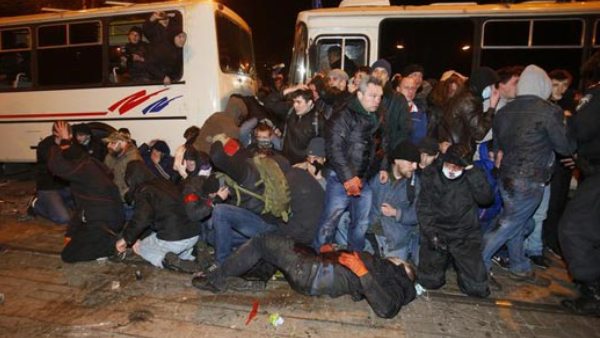 Доњецк: Једна особа погинула, а 16 повређено у сукобима проруских и проукрајинских демонстраната