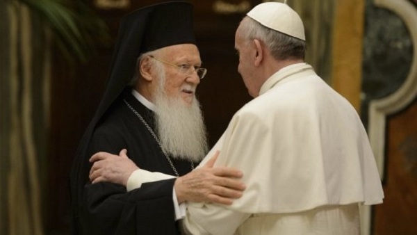 С ногу на главу: Вођа „православних“ екумениста критику екуменизма сматра „антиканонским“ чињењем