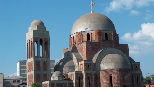 Храм Христа Спаса: легализација, рушење или Музеј патње косовских Албанаца?
