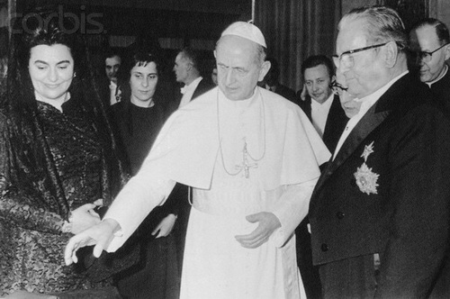 Ватикан канонизује папу креатора „пацовских канала“ и спасиоца усташког злочинца Павелића?