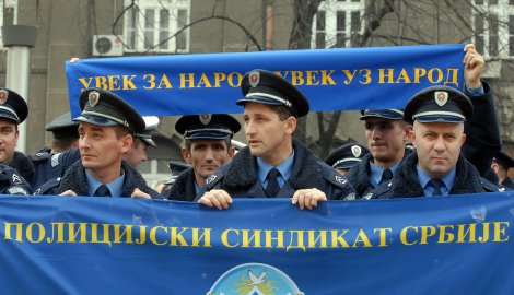 Апсурд: Траже повлачење полиције из Обреновца да би обезбеђивали журку настраних у Београду