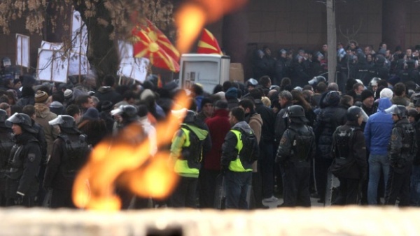 У понедељак почиње рат у Скопљу ако не пустите осуђене Шиптаре