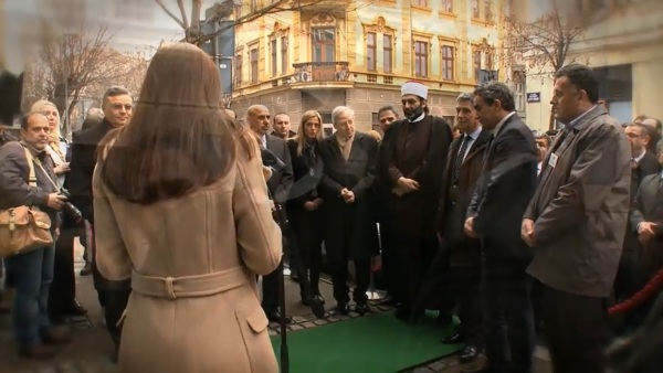 Амерички амбасадор отворио продавницу за муслиманску исхрану у Београду (ВИДЕО)