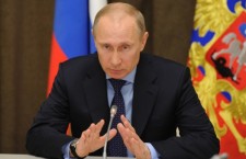 Путин: Русија мора да јача борбену спремност
