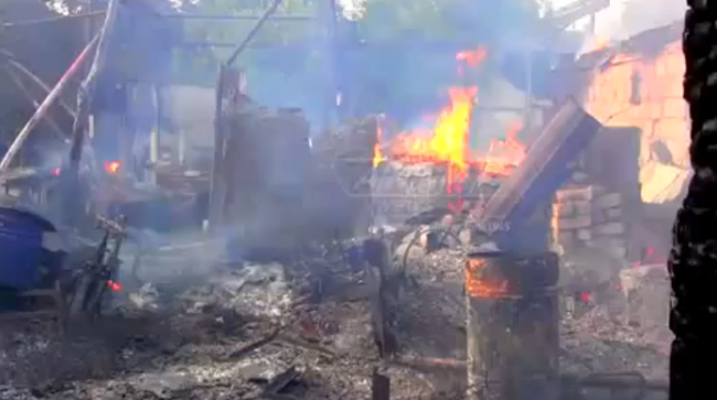 (ВИДЕО 18+) Стравично бомбардовање града Ирмина у Луганској области