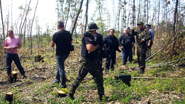 Група Шиптара са КиМ ухваћена у близини Куршумлије у крађи шуме, у размени ватре с полицијом рањен је један Шиптар