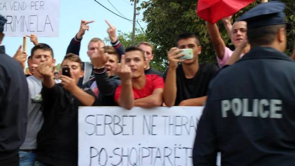 Шиптари забранили Србима у Ђаковици и Мушутишту да обележе Велику Госпојину у цркви