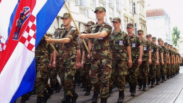 ХРВАТСКИ ОДГОВОР НА СРПСКУ ПАРАДУ: Војна парада у част 20. годишњице Олује