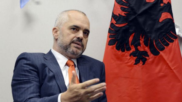 Информер: Хиљаде Албанаца долази у Београд да дочека Раму