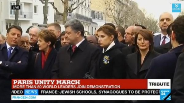 У Паризу одржан „Марш солидарности“ са жртвама терористичког напада, на челу колоне Порошенко који је побио на хиљаде цивила у Украјини, поред њега Јахјага, Рама!