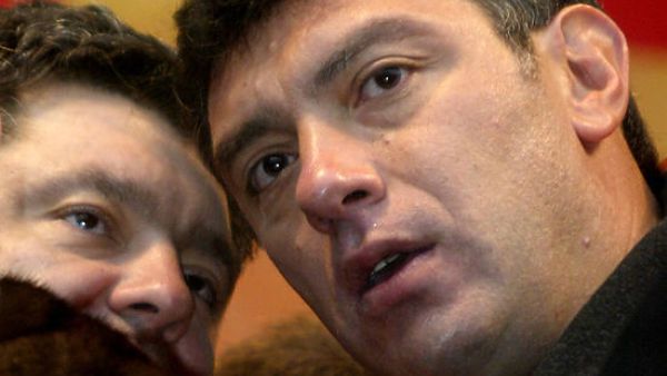 Порошенко постхумно одликовао Немцова
