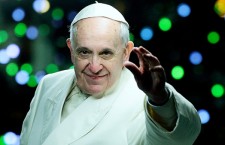 Папа: Прослава Божића је шарада, свет је у рату