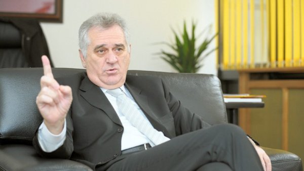 Николић: Ми нећемо прекидати преговоре са Приштином