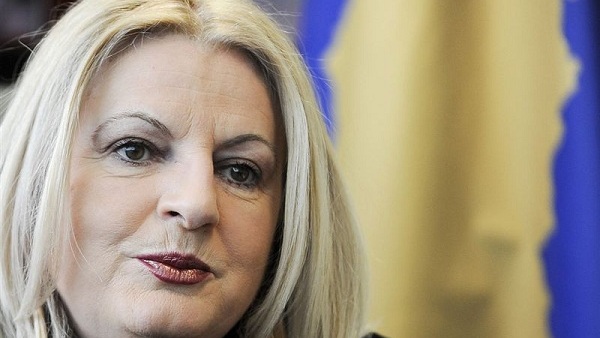 Едита Тахири најавила добијање телефонског кода за Косово