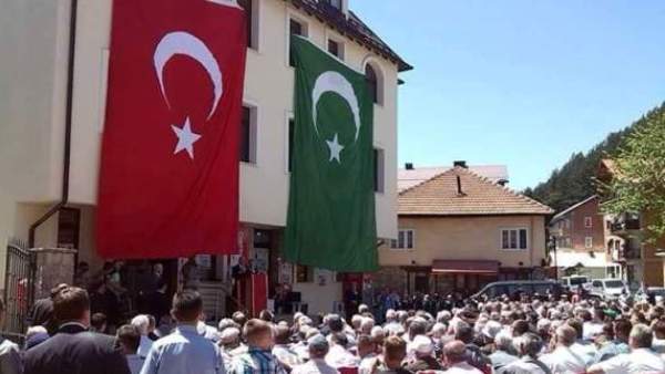 Турска застава у Рожајама на обележавању пада Цариграда
