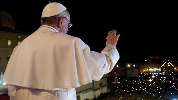 Папа стиже у Сарајево да прогласи свецем најокорјелијег злочинца