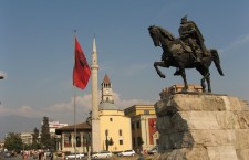 Студенти и ученици из Србије у посети Албанији