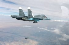 Руска авијација уништила објекте терориста код Раке (видео)