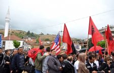 Албанци хоће протестима да спрече изградњу насеља Сунчана долина у Звечану