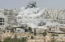 Сирија и Русија масовно бомбардовале упоришта Нусра фронта у близини Алепа (видео)