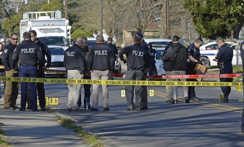 Батон Руж убијена три полицајца и пет рањено