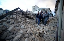 Јак земљотрес у централној Италији, најмање 10 мртвих