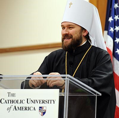 Епископ Иларион на предавању у Америци
