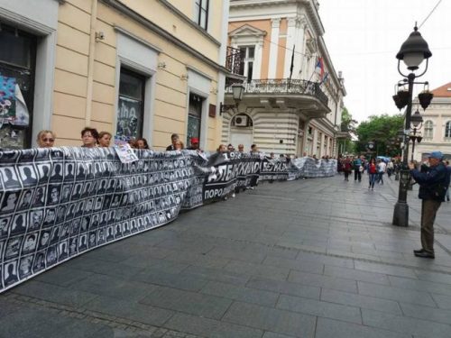 Протест у Београду Француска и Харадинај 3