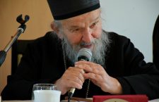 Епископ Артемије о расколу између Цариградске и Московске патријаршије