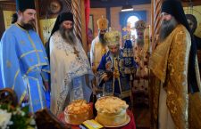 Прослава Никољдана, Крсне славе Епископа Артемија, у Лозници код Чачка