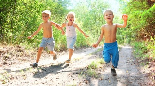 Деца недовољно активна, вратити их игри у природи