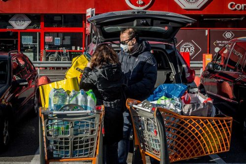 Хаос и конфузија у северној Италији: Јурњава да се ухвати последњи воз пре увођења потпуне блокаде