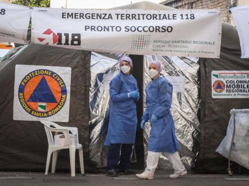Језиве информације из Италије: Земља као да је у рату, лекари присиљени да бирају коме ће спасити живот
