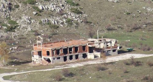 Срушена караула ''Рестелица'' у Гори на Шар планини