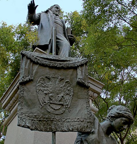 Демонстранти у Вашингтону срушили споменик генерала Конфедерације Алберта Пајка