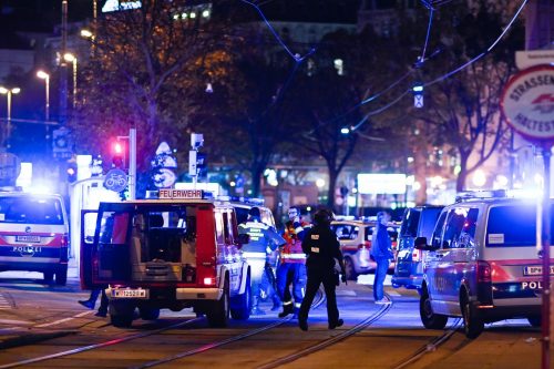 Напад на синагогу у Бечу, седам мртвих, неколико рањених