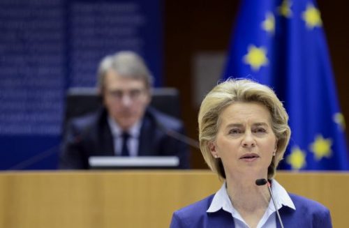 Урсула фон дер Лајен: Европска комисија je предложила увођење увођење дигиталног зеленог сертификата за путовања унутар ЕУ, познат као „ковид пасош“