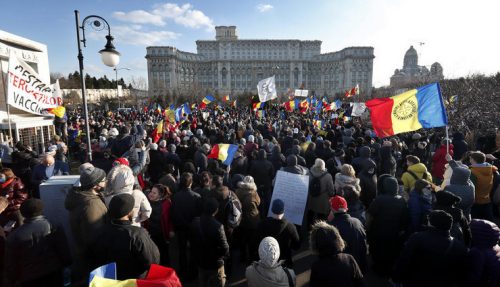 „ЖЕЛИМО САМИ ДА ОДЛУЧУЈЕМО“ Протести против закона о ОБАВЕЗНОЈ ВАКЦИНАЦИЈИ у Румунији