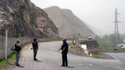 Напето на граници Киргизије и Таџикистана: Сукоб граничара, има жртава