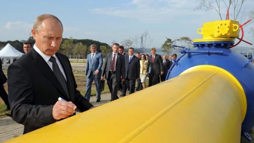 Путин јасан: Од данас „непријатељске земље“ руски гас плаћају у рубљама
