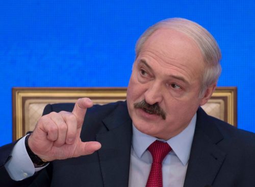 Александар Лукашенко: Немамо проблем са руском рубљом. Одавно сам тражио да пређемо на обрачуне у руским рубљама. Долар и евро нам нису потребни