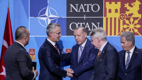 РТ: Турска постигла споразум са Финском и Шведском око НАТО-а