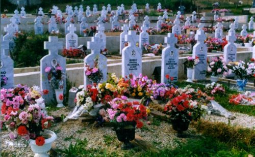Гробље невино убијених Срба у околини Сребренице
