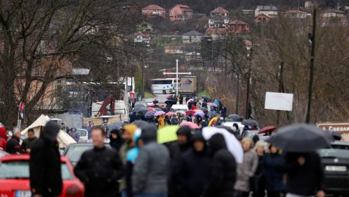 „Новости“: Кфор је дужан да омогући враћање српске војске и полиције на КиМ