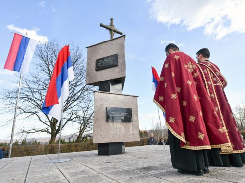 Спомен-костурница у бањалучком насељу Дракулић