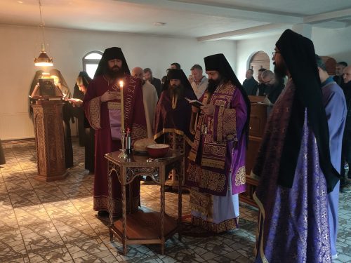 Света Архијерејска Литургија пређеосвећених дарова у манастиру Светог архангела Гаврила